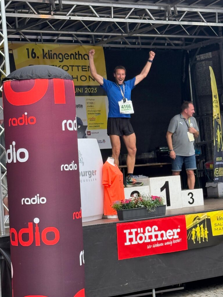 Vyhlášení maratonu.